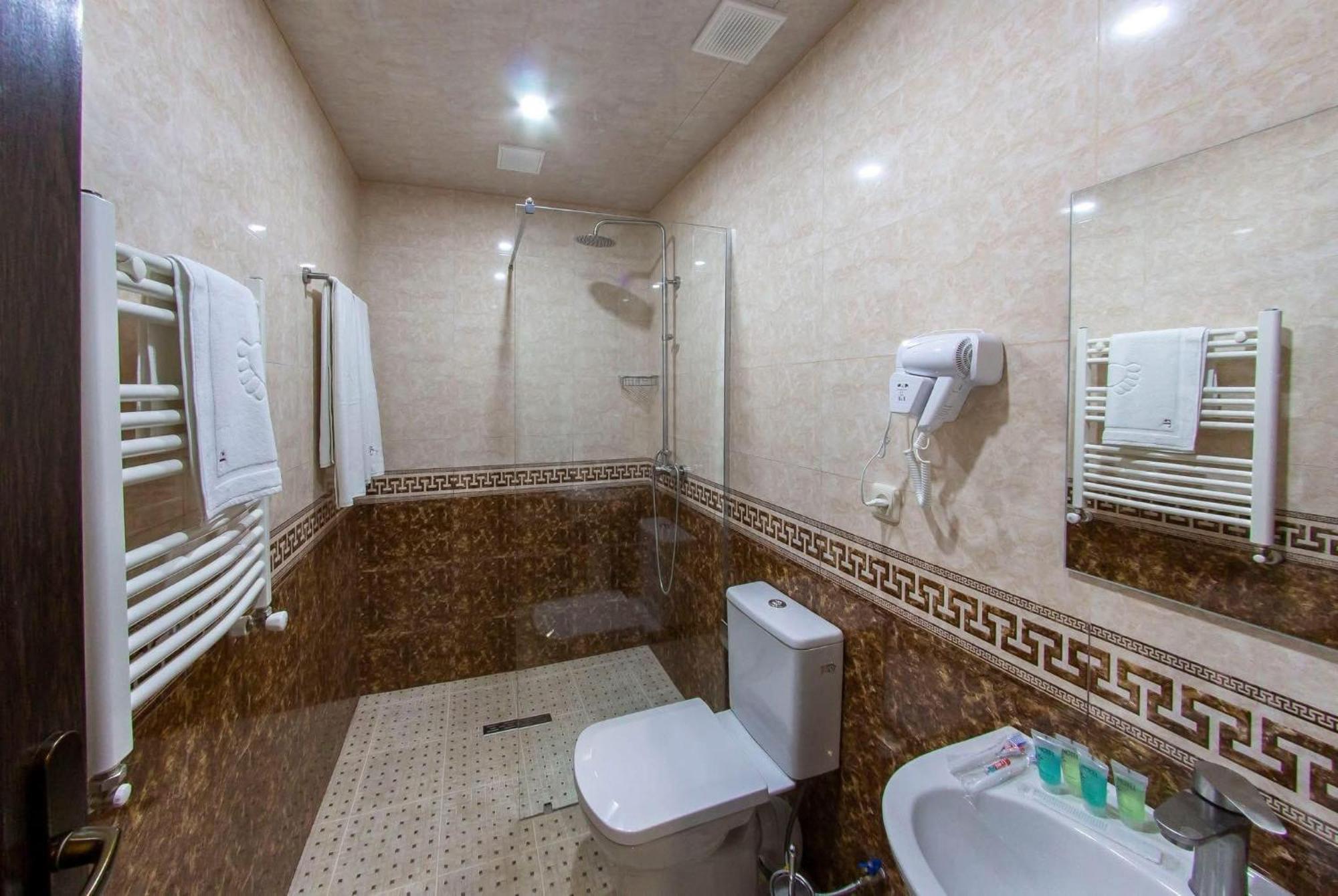 Tsaghkadzor Inn Hotel Kültér fotó